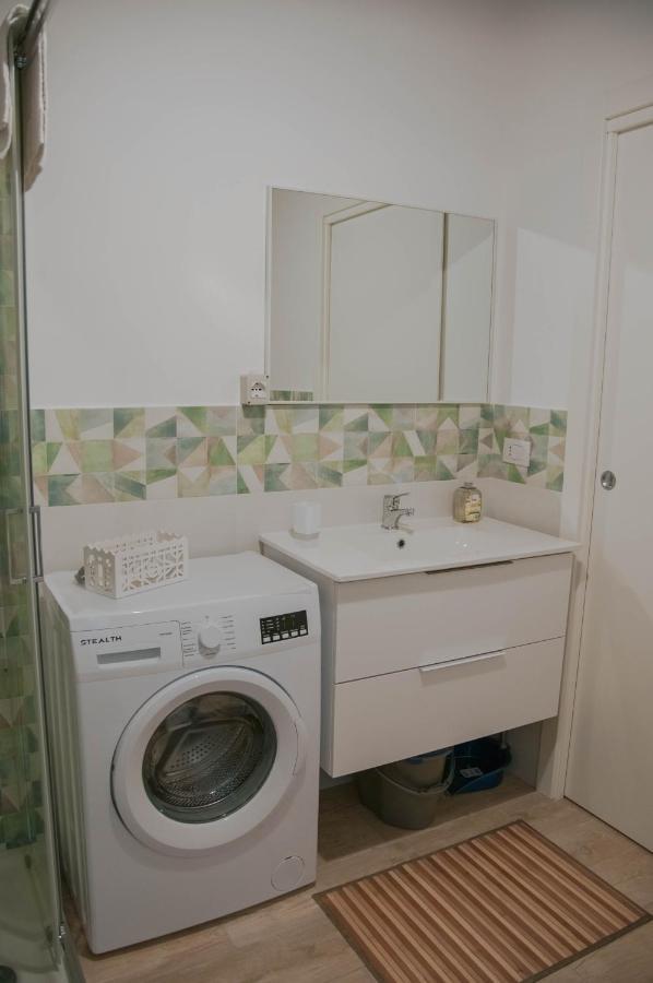 Ideisini'S Apartment 巴勒莫 外观 照片