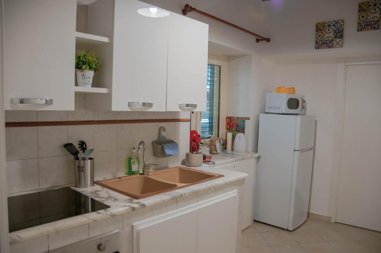 Ideisini'S Apartment 巴勒莫 外观 照片
